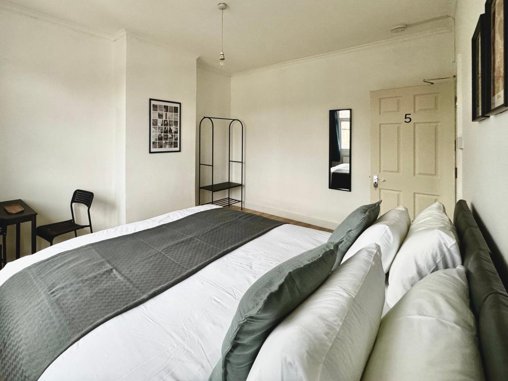 Affittacamere Maberic Housing West Gem Your Connection *